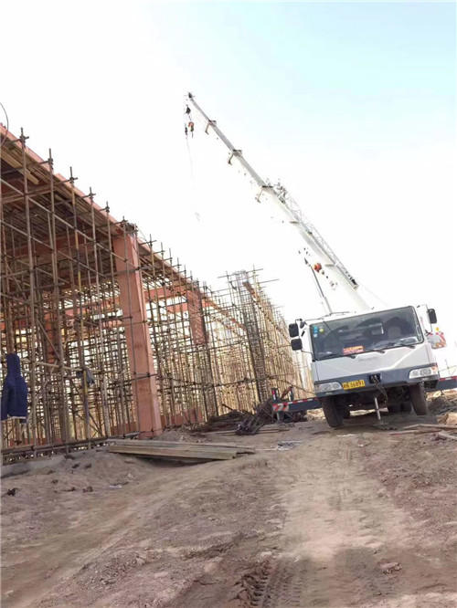 重庆市吊车作业的安全注意事项有哪些？